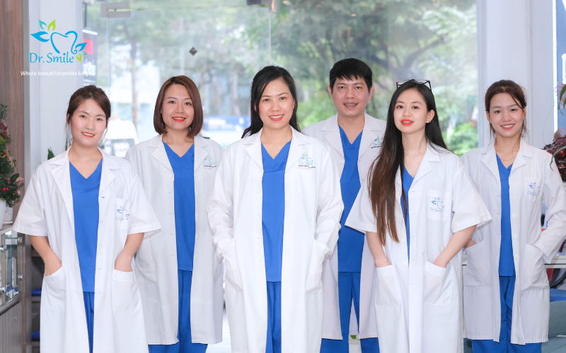 Experienced specialists at Dr.Smile