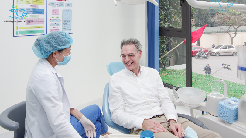 How cosmetic dental crown materials Hanoi have evolved beyond traditional metal